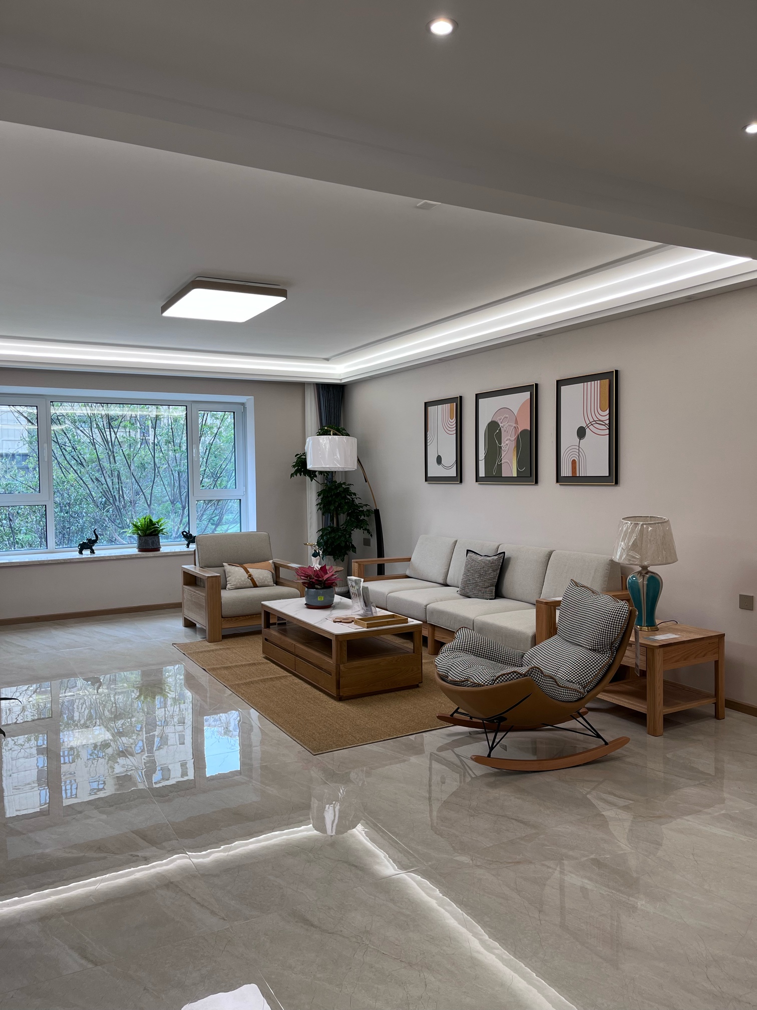 看了胜利花苑的样板间房子比想的小了很多谁知道业主群在哪里嘛